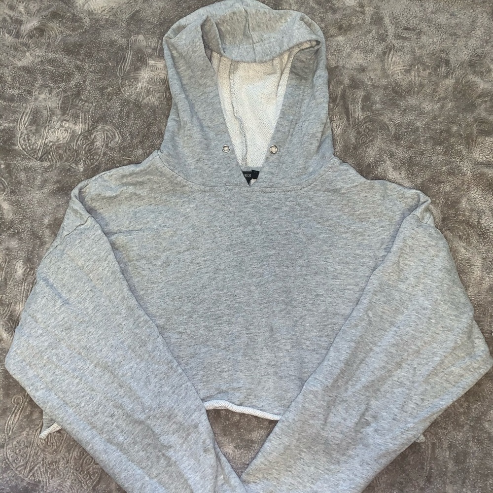 Cropped hoodie